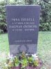 Gemensam gravsten för Augusta 'Mina' Wilhelmina Thysell och Dagmar Thysell gift Östberg